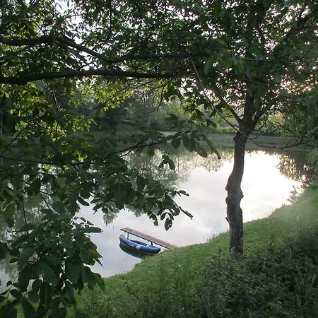 Κατάλυμα σε φάρμα Acero Rosso